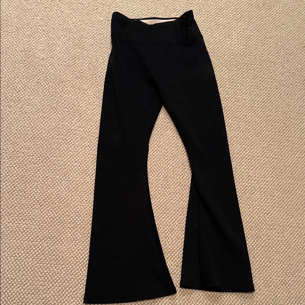 SUPER thick Black flared leggings